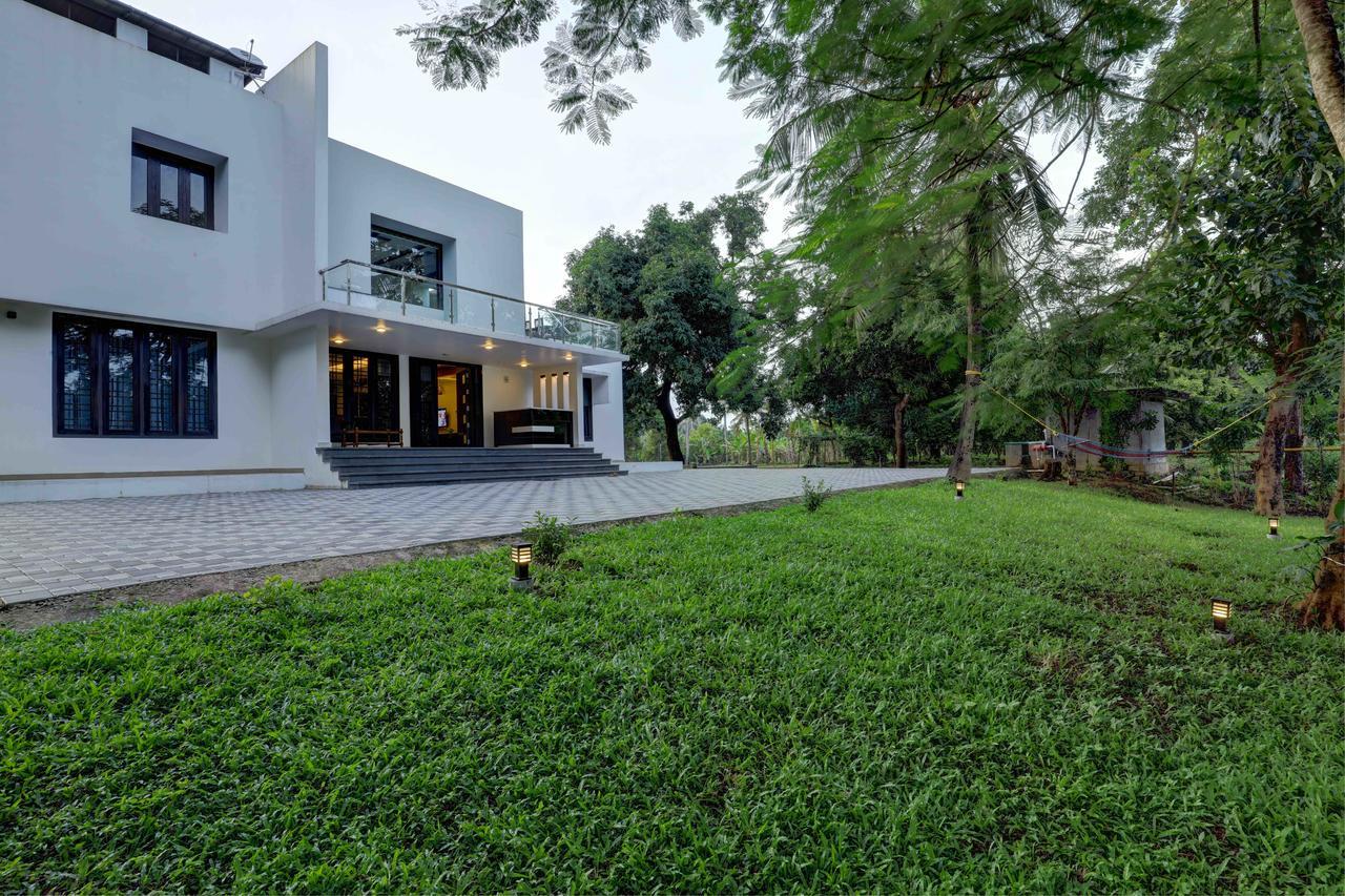 Nadhiyoram River Retreat Kochi Eksteriør billede